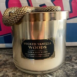 Bath & Body Works Wicked Vanilla Woods 3-Wick candle
